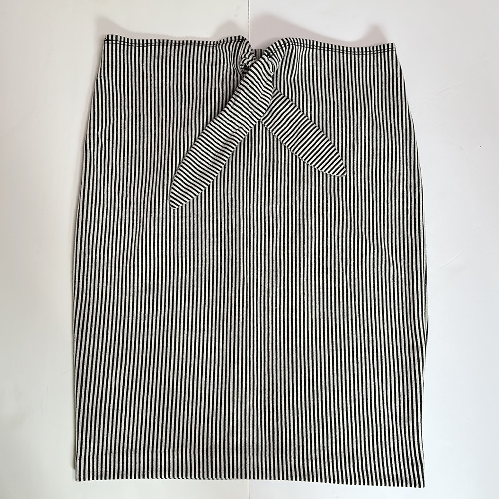 Dynamite Pencil Skirt